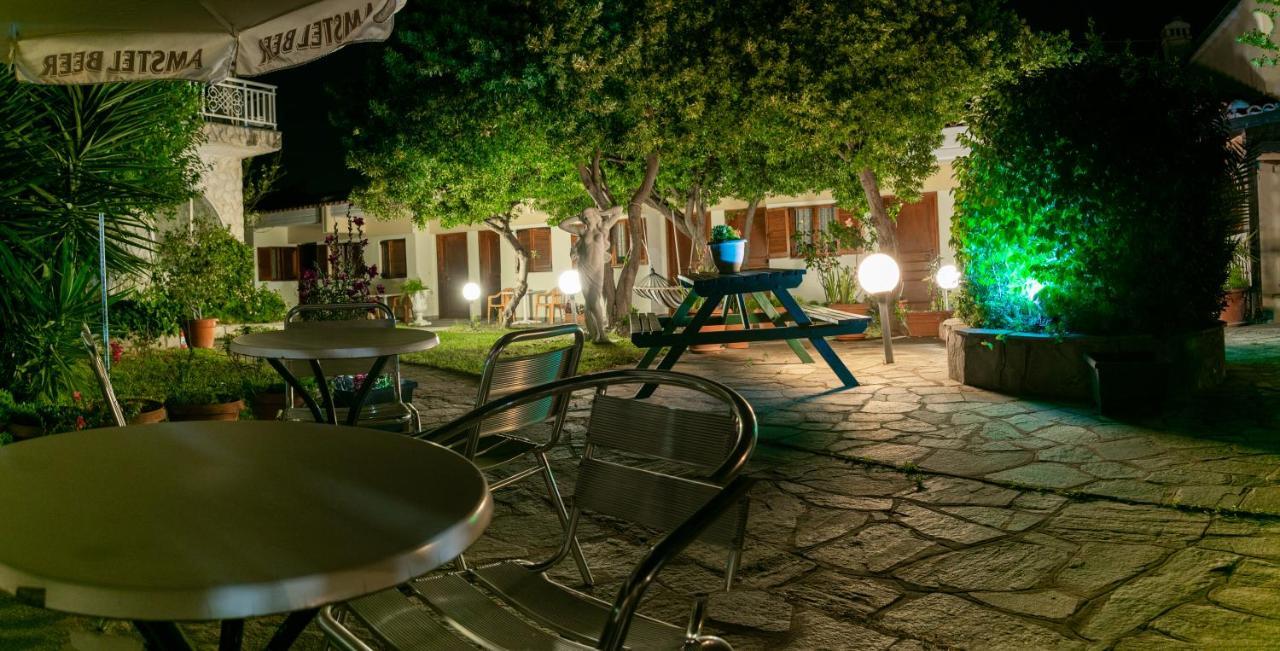 Hotel Sarikas Polychrono Ngoại thất bức ảnh