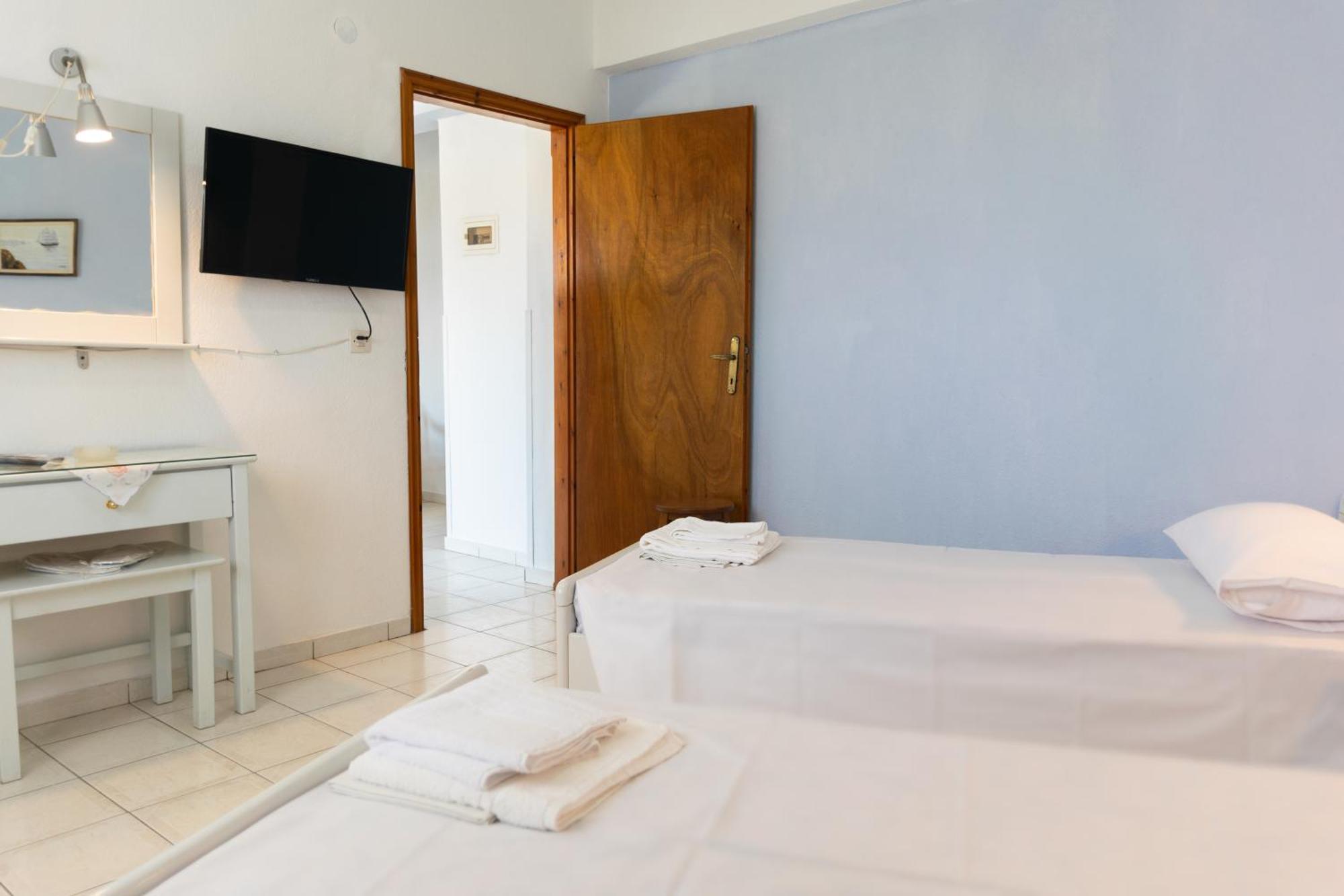 Hotel Sarikas Polychrono Ngoại thất bức ảnh